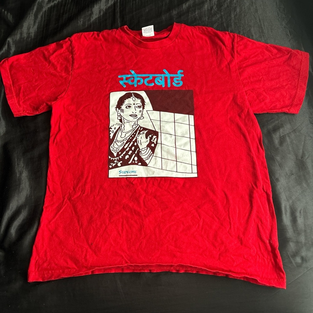 Supreme Bombay tee red